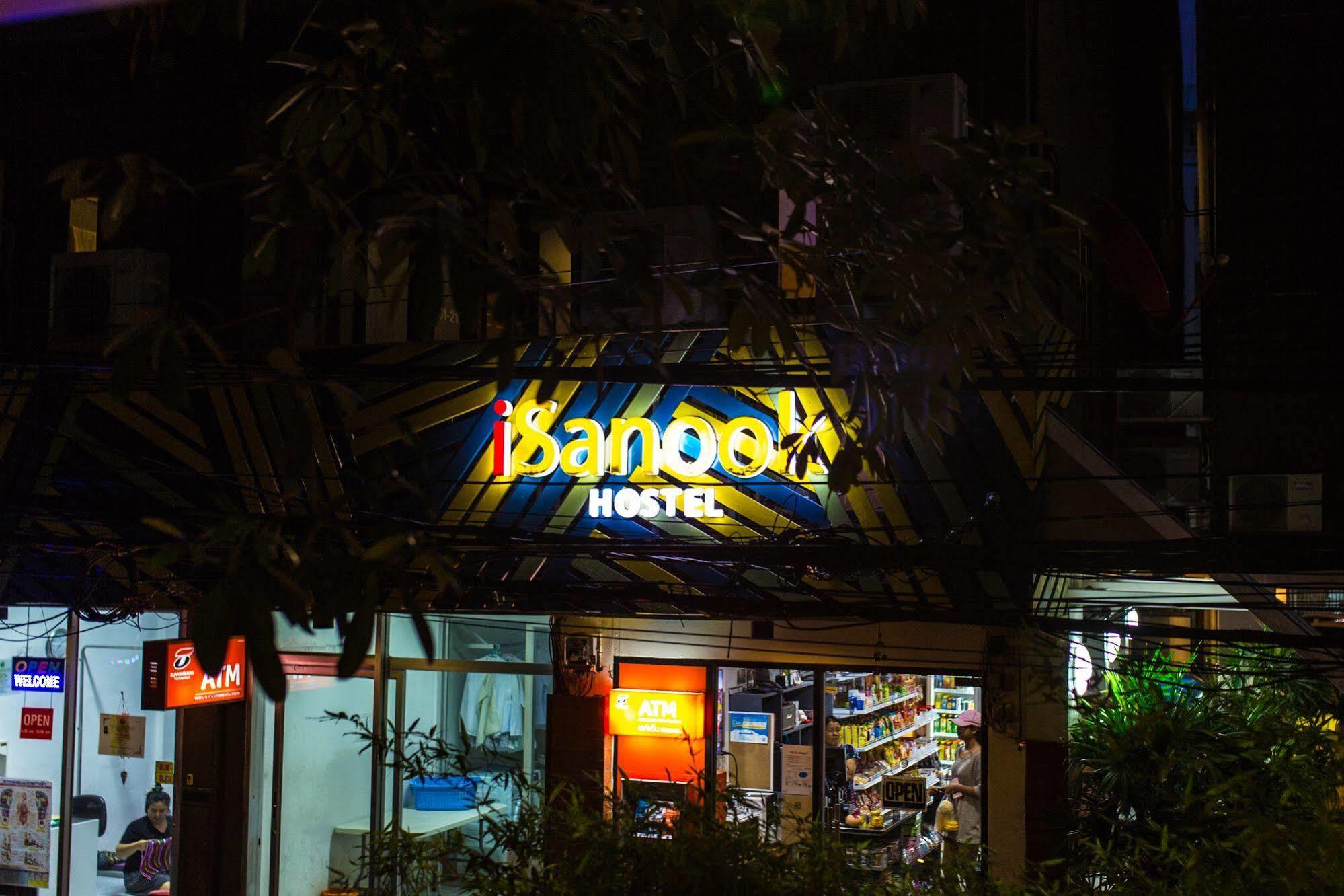 Isanook Hostel Bangkok Esterno foto